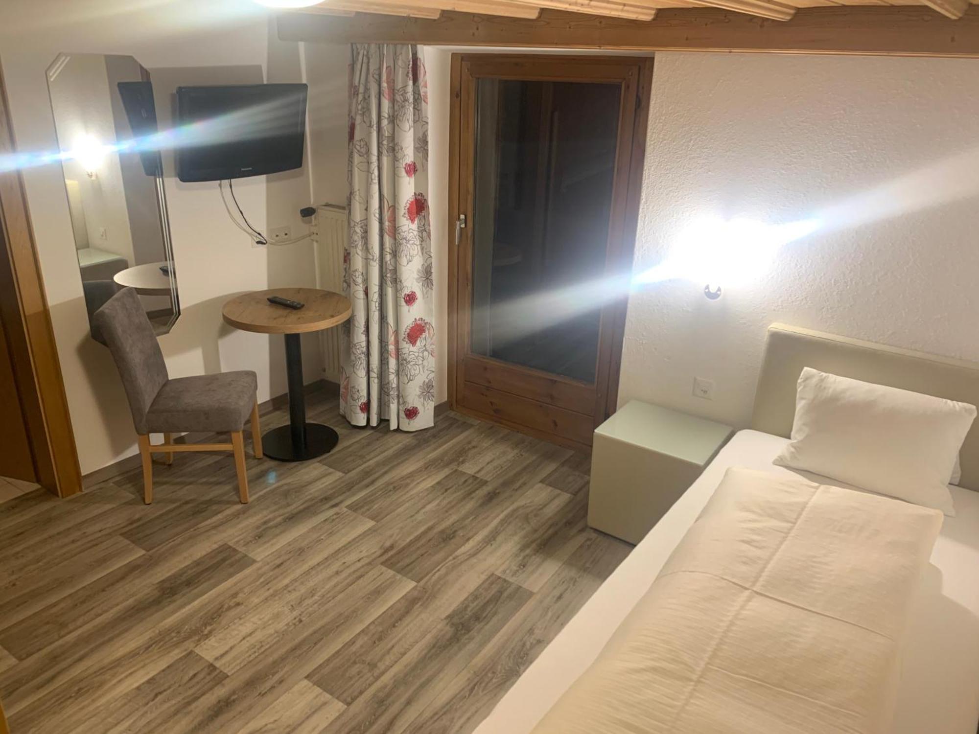 Hotel Edi ザムナウン エクステリア 写真
